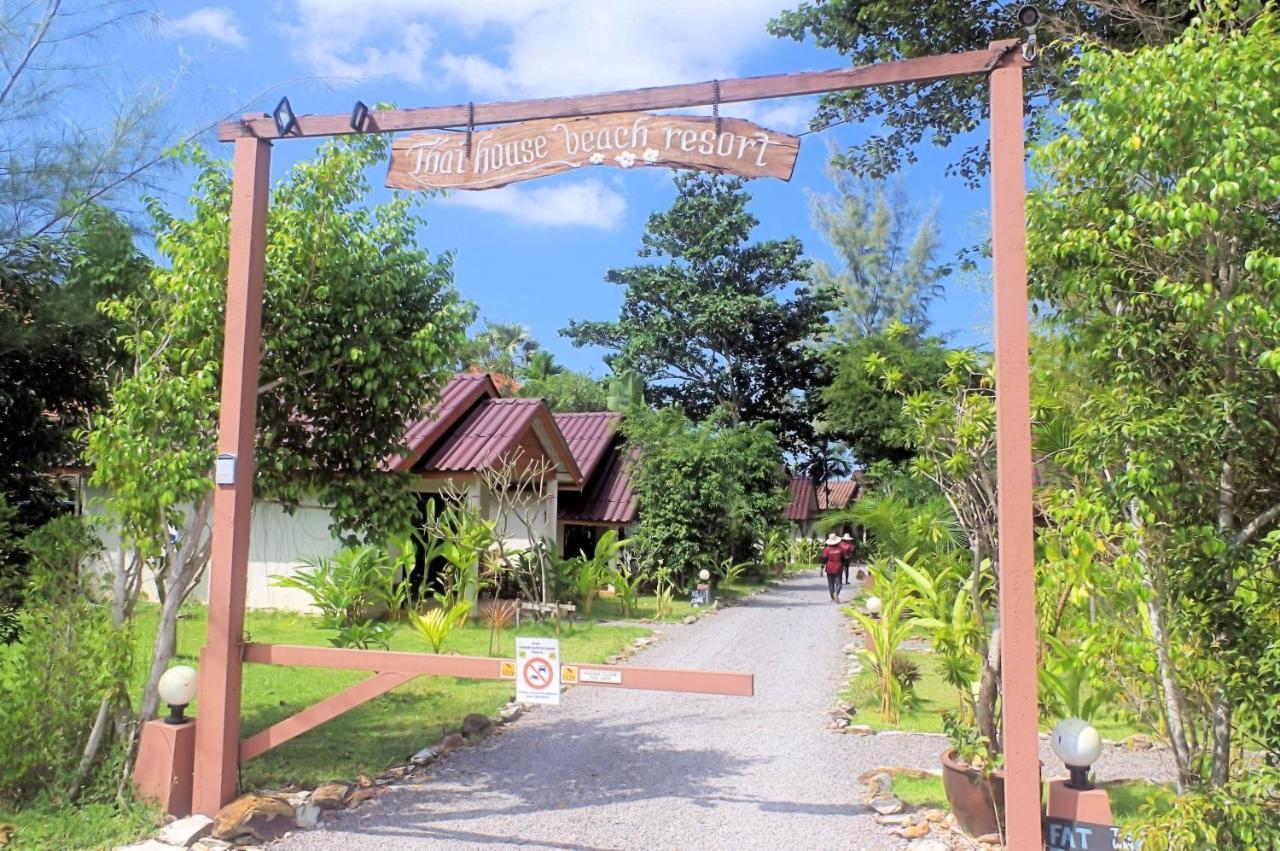 Thai House Beach Resort Koh Lanta Exterior photo