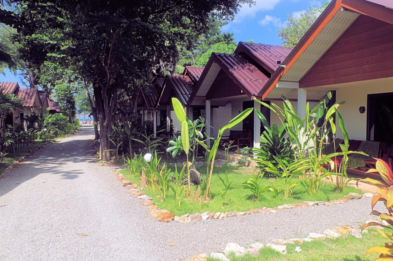 Thai House Beach Resort Koh Lanta Exterior photo