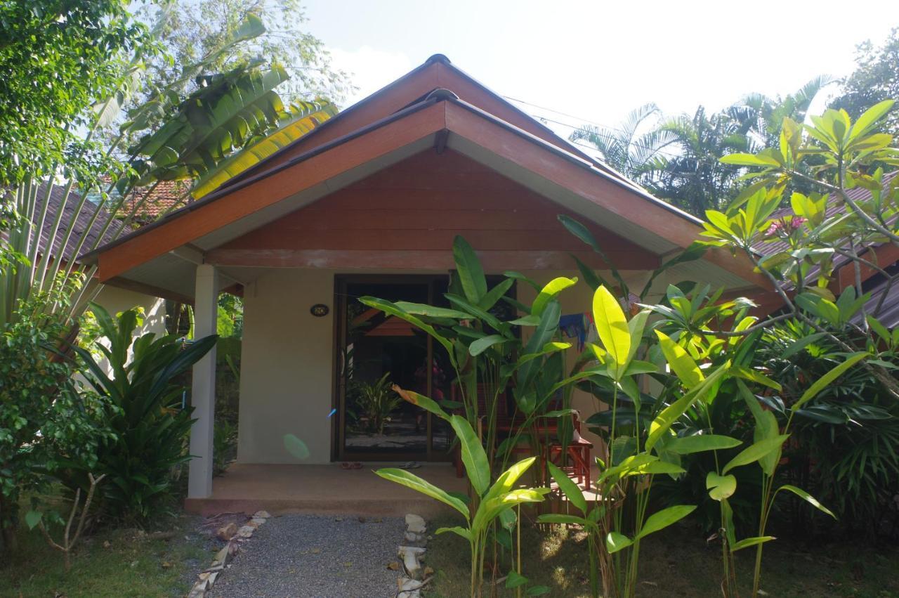 Thai House Beach Resort Koh Lanta Exterior photo