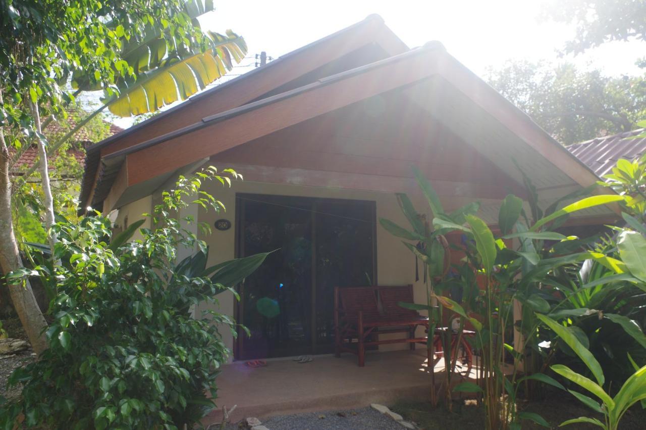 Thai House Beach Resort Koh Lanta Exterior photo